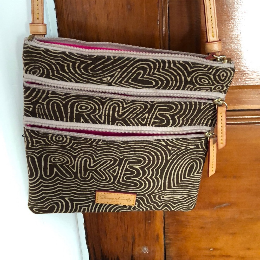 DOONEY AND BOURKE Crossbody